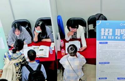 教育部多措并舉促就業，上海網絡平臺搭橋為高校畢業生創業就業賦能